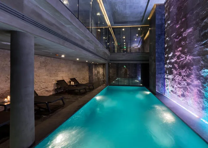 Endless Art Hotel-Special Category